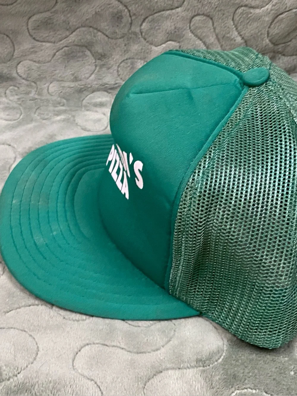 Rare Vintage 80s Garibaldi’s Pizza SnapBack Trucker Hat, Green Mesh
